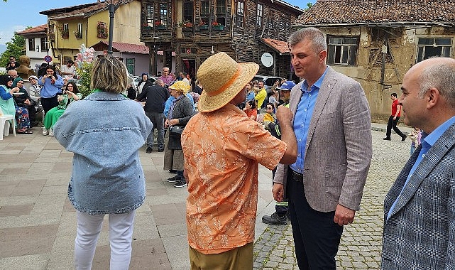 Gölcük Belediyesi, Vilayet Kültür ve Turizm Müdürlüğü ile Kocaeli Gölcük Turizm Birliği Başkanlığı işbirliğinde Saraylı’da düzenlenen aktiflikte Türk Mutfağı Haftası kutlandı
