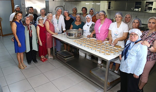 Çiğlili Bayanlar Aşure Atölyesinde Buluştu