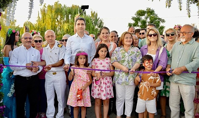 Didim Belediyesi tarafından bu yıl 4.sü düzenlenen Didim Lavanta Şenliği rengarenk manzaralara sahne oldu