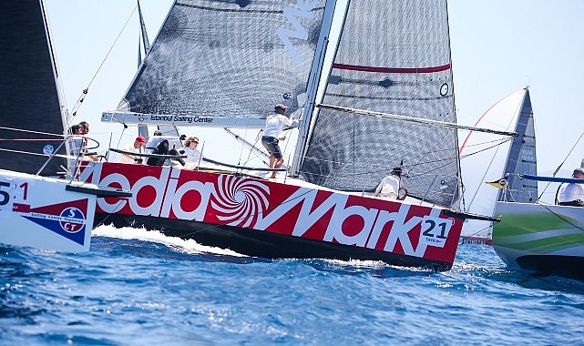 MediaMarkt Türkiye yelken ekibi 2024 yılında 257 deniz mili uzaklık kat etti