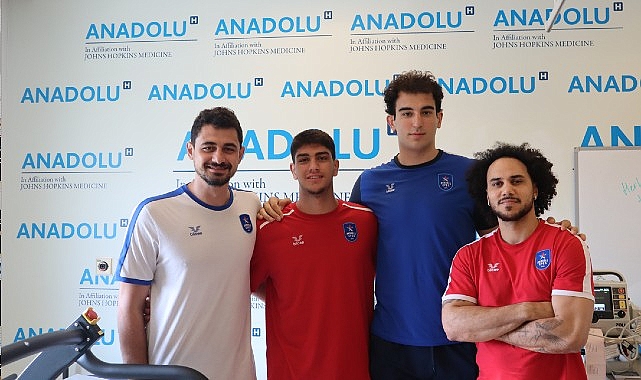 Anadolu Efesli 4 sportmen sıhhat denetiminden geçti