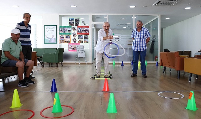 Çankaya Belediyesi Aşık Veysel Manisiz Ömür Merkezi yaz periyodunda de atölyeleriyle faaliyet gösteriyor