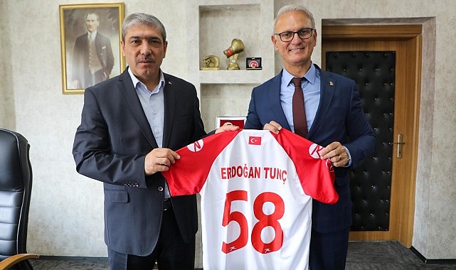 THF Başkanı Kılıç, Sivas’ta Hentbolun gelişimi için kıymetli temaslarda bulundu
