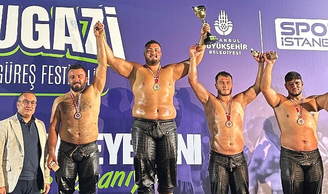 Kemer Belediye pehlivanı Kaya’dan büyük muvaffakiyet